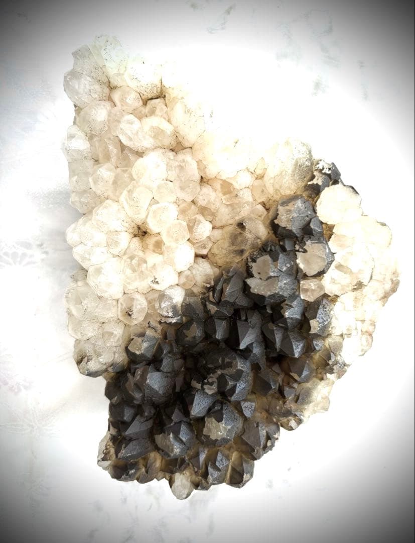 水晶のクラスター☆天然石☆ (ルチル・モリオン・リアクォーツの混在