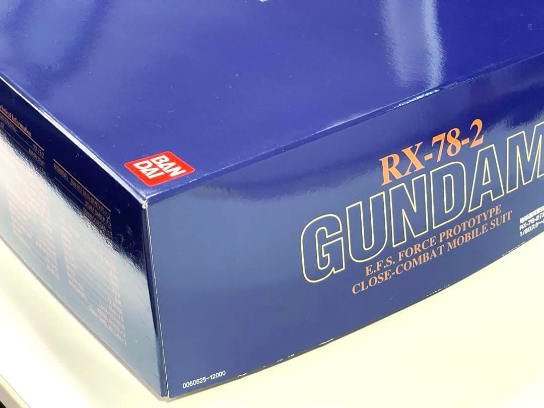 組立済み【PG】RX-78-2ガンダム2号機パーフェクトグレード1/60スケール