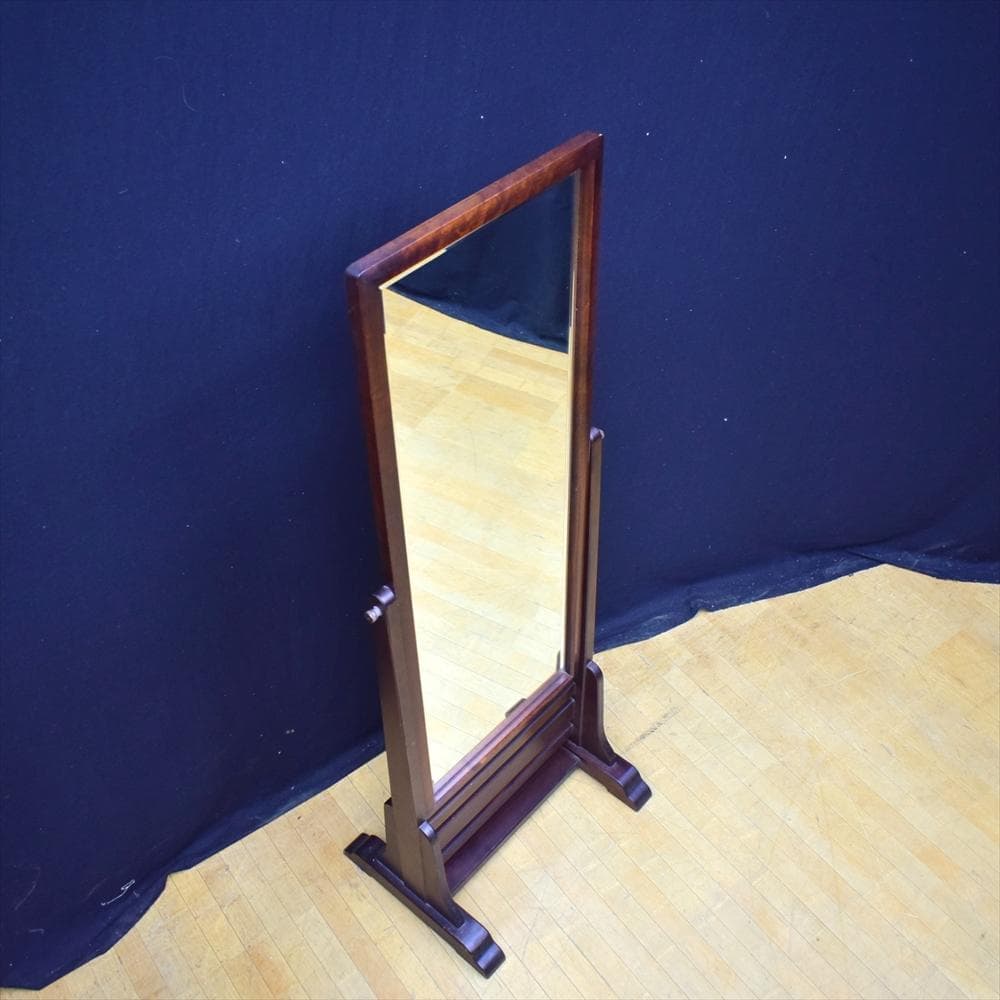 骨董品の美女が酒を注ぐ。徳利。急須。家具。置物を飾る 2024年】母の