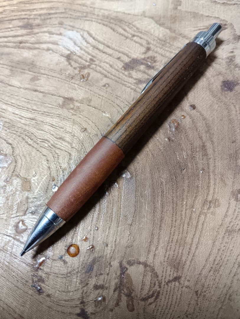 木軸0.5㎜シャーペン/0.7㎜ボールペン 神代桜＆神代欅蜜蝋クリーム仕上げ。