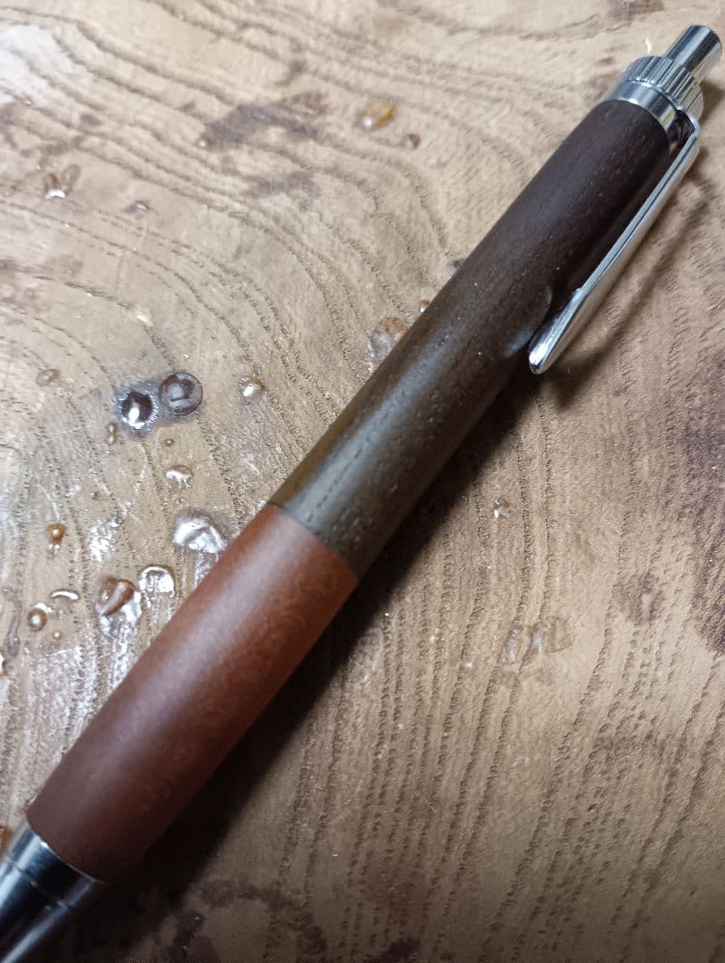 木軸0.5㎜シャーペン/0.7㎜ボールペン 神代桜＆神代欅蜜蝋クリーム仕上げ。