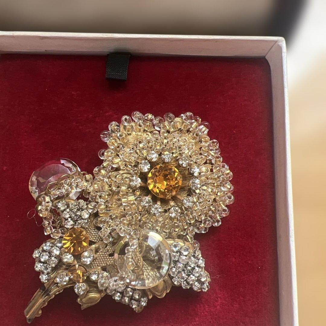 ミリアム ハスケル ブローチ