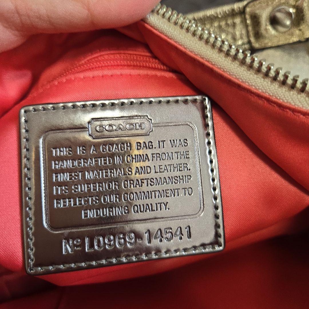 ★ド派手★COACHポピー　スパンコールショルダーバッグ★チャーム４点&袋付き★