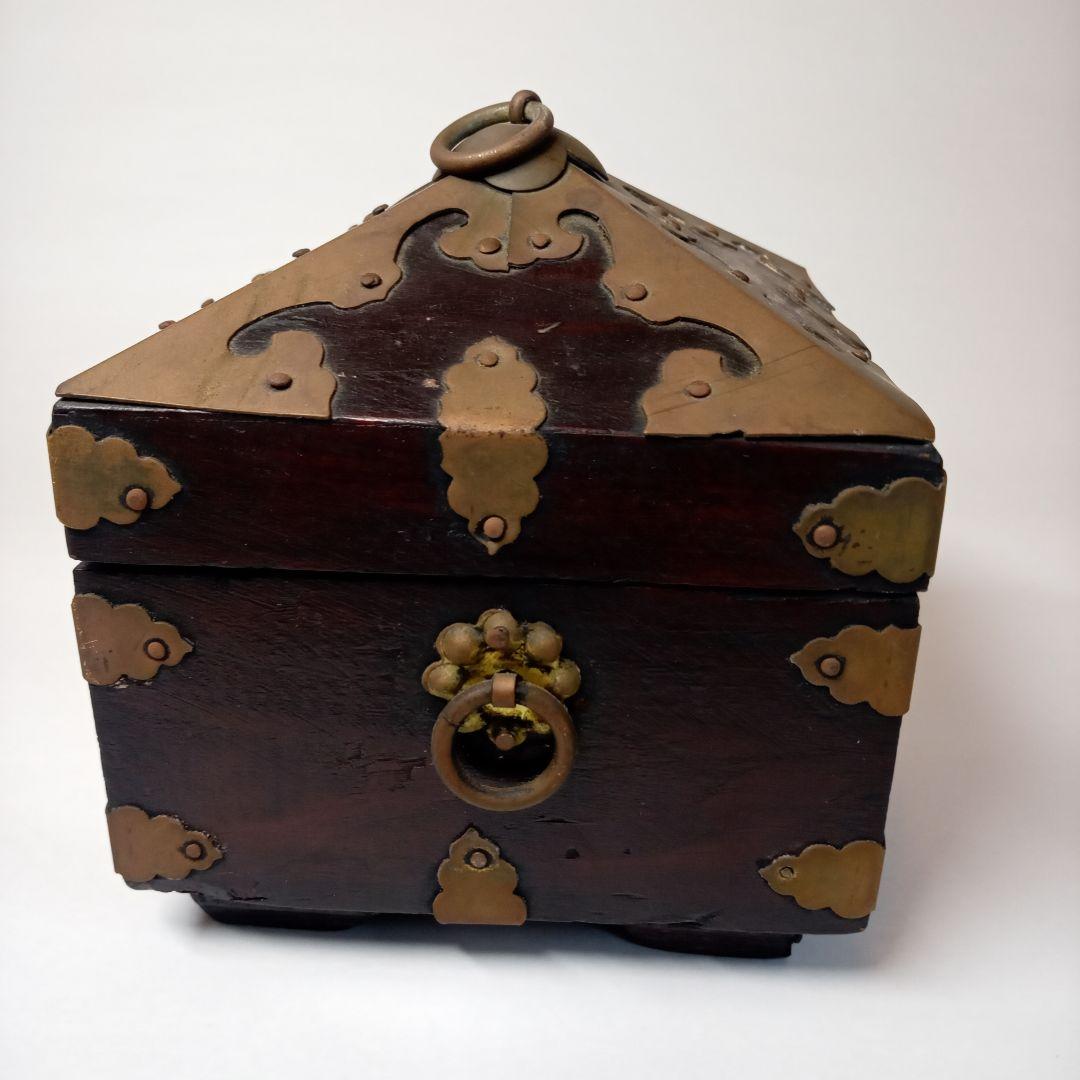 李朝 木製 箱 木箱 木工 李朝家具 骨董 アンティーク 韓国