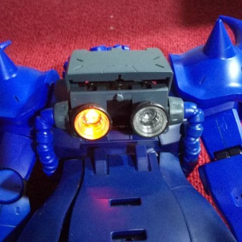 1/60グフ約31cmモノアイ点灯確認済み