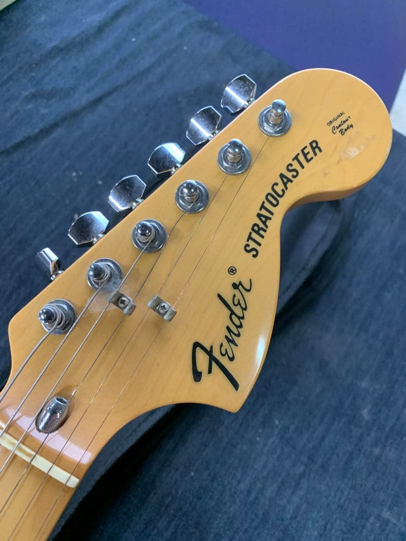 FENDER エレキギター　fender