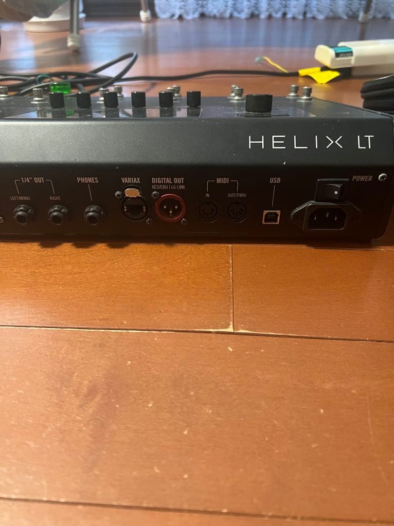 LINE 6 HELIX LT MONOケース付き　ペダル破損品