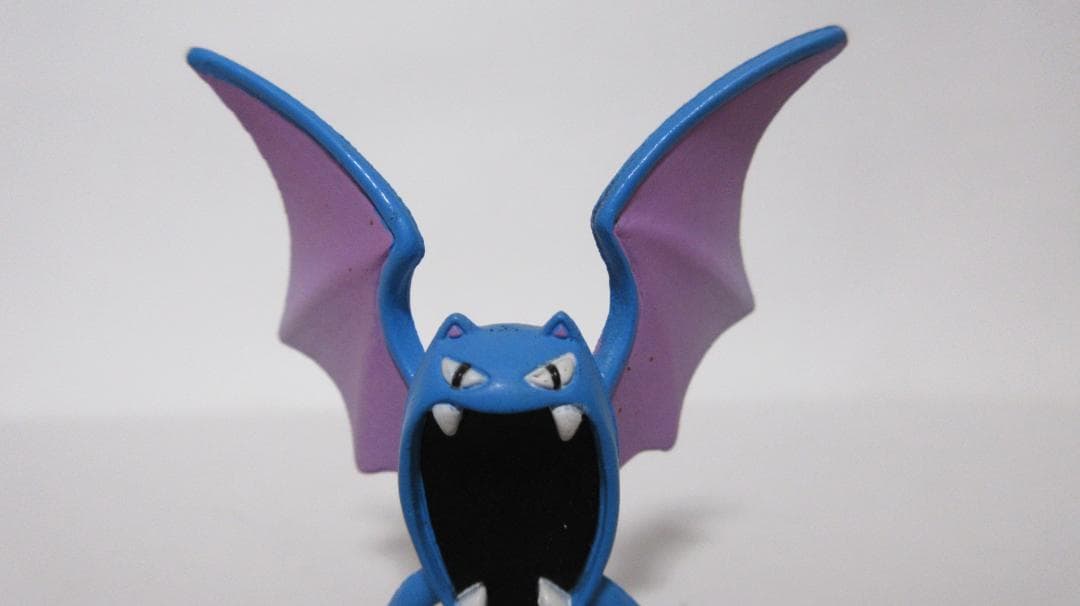 ゴルバット　ポケモン　モンスターコレクション