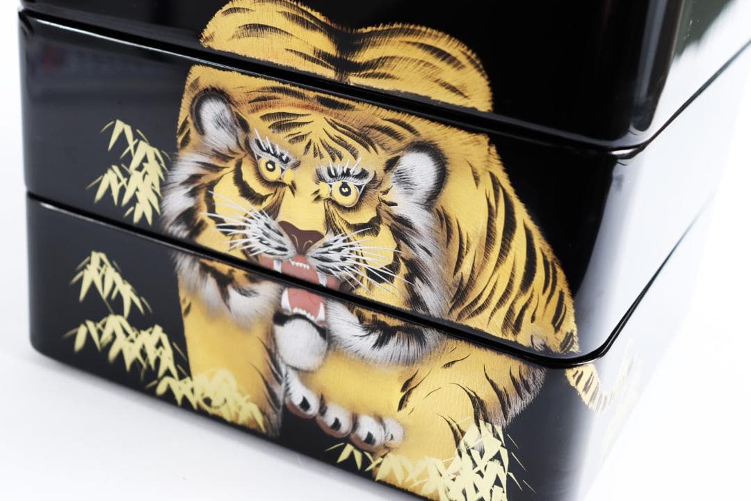 寅彫漆 木製堅地 重箱 立山作 三段重 茶道具