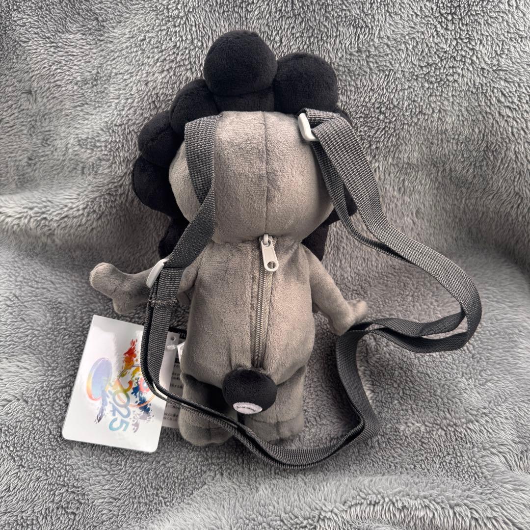 《新品》　黒ミャクミャク　ぬいぐるみポーチ