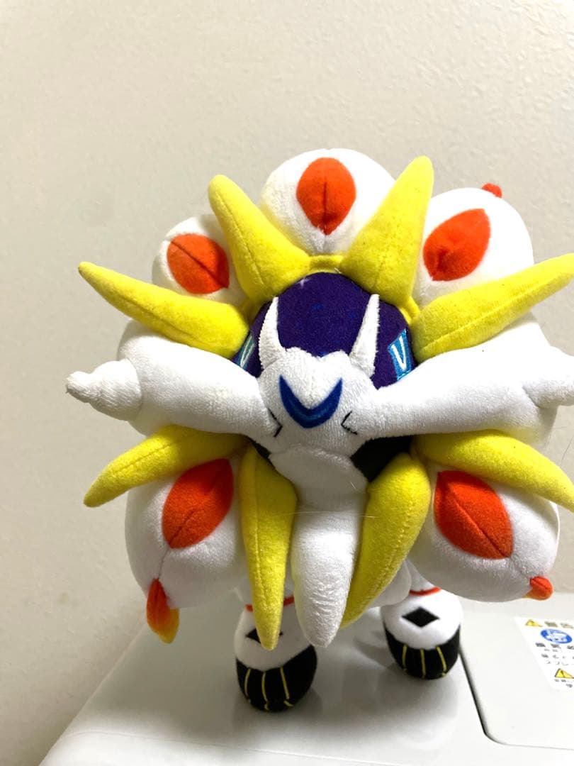 ソルガレオ ポケモンセンター ぬいぐるみ - メルカリ