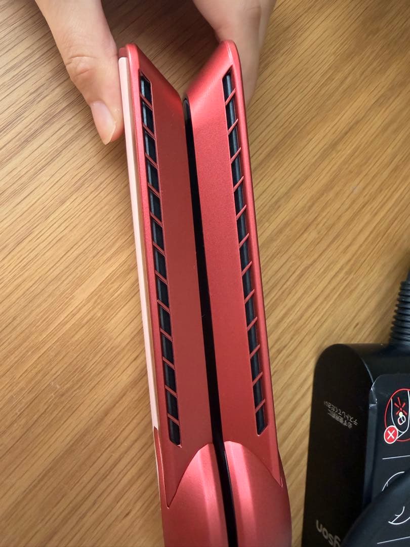 ダイソン エアーストレイトナー セラミックピンク