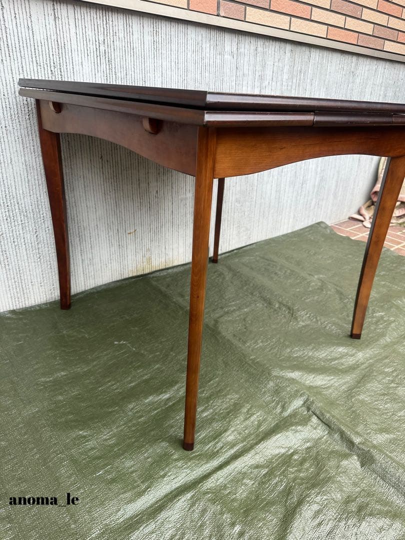 【ダイニングテーブル】神戸洋家具　メープル不二家　伸長式　クラシックモダン◎