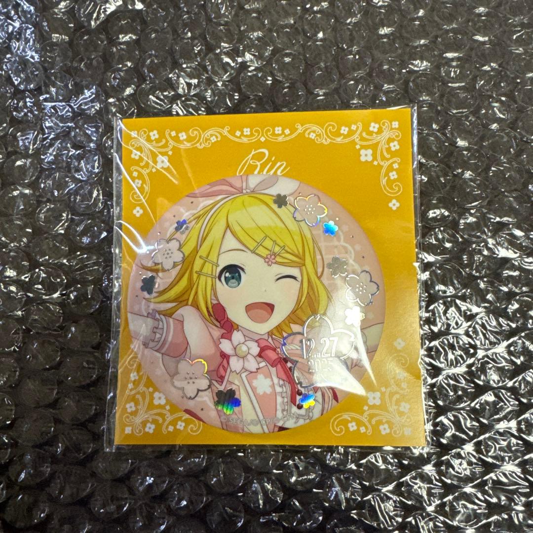 プロセカ はぴこれ 箔押し缶バッジ賞 G 鏡音リン - メルカリ