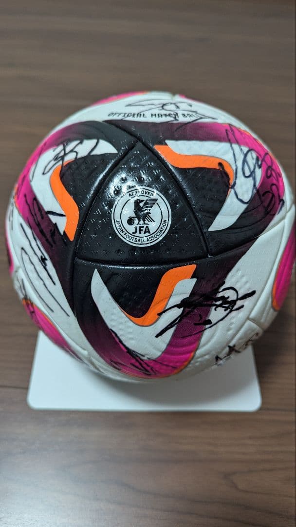 アディダス コネクト24 ベルマーレ直筆サイン入り非売品試合球