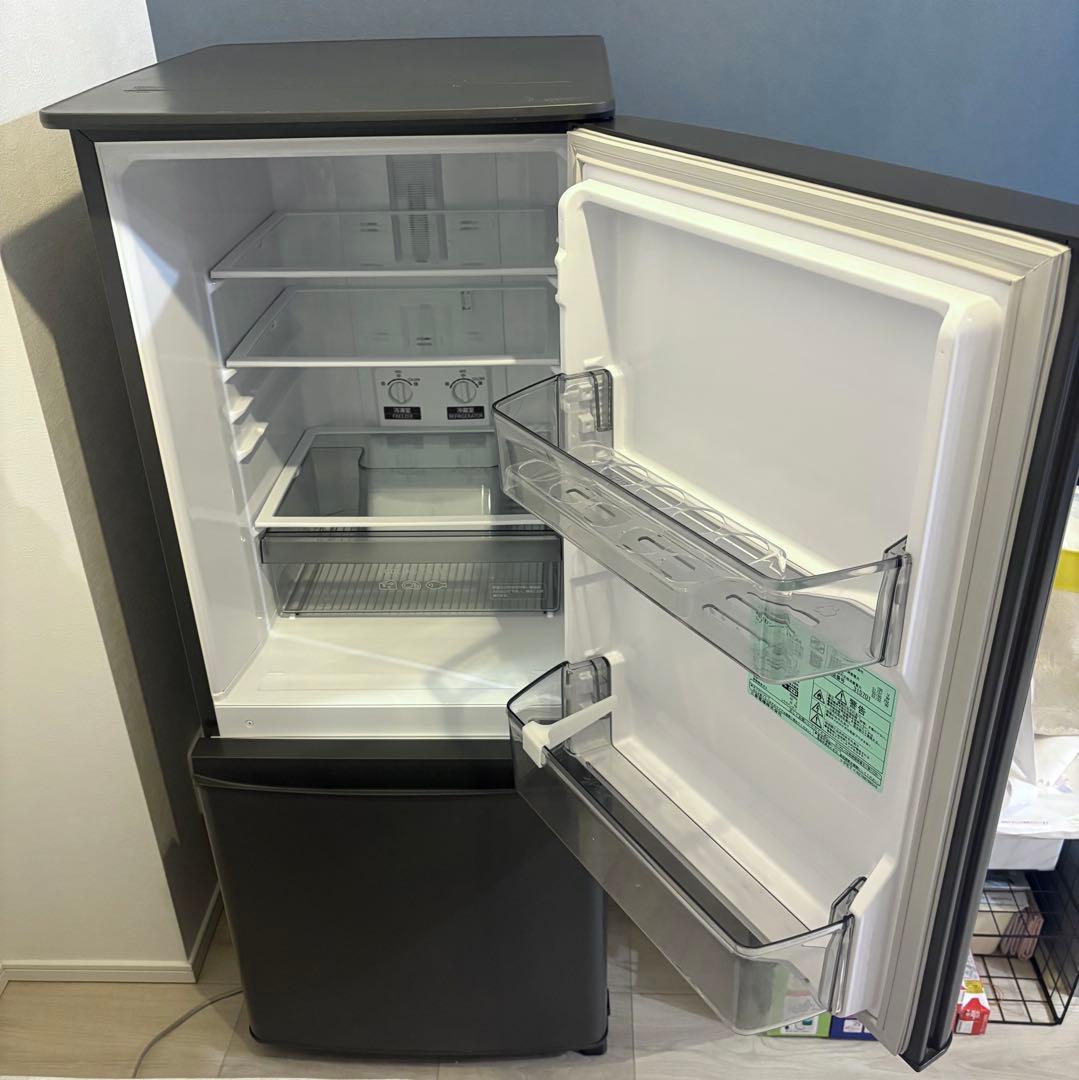三菱　冷蔵庫　MR-P15H-H マットチャコール