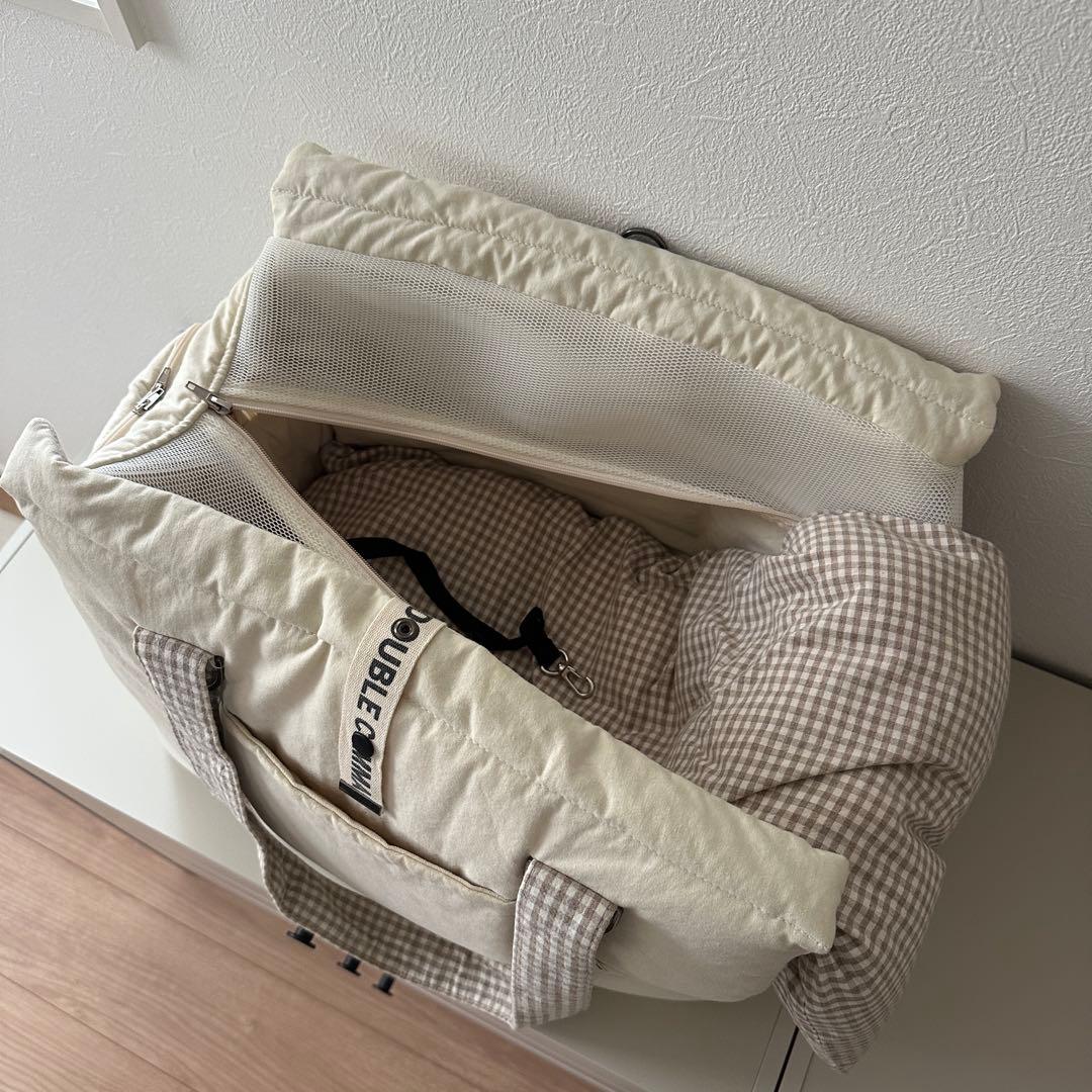 DOUBLE COMMA クッション付キャリーバッグ ベージュ MLサイズ