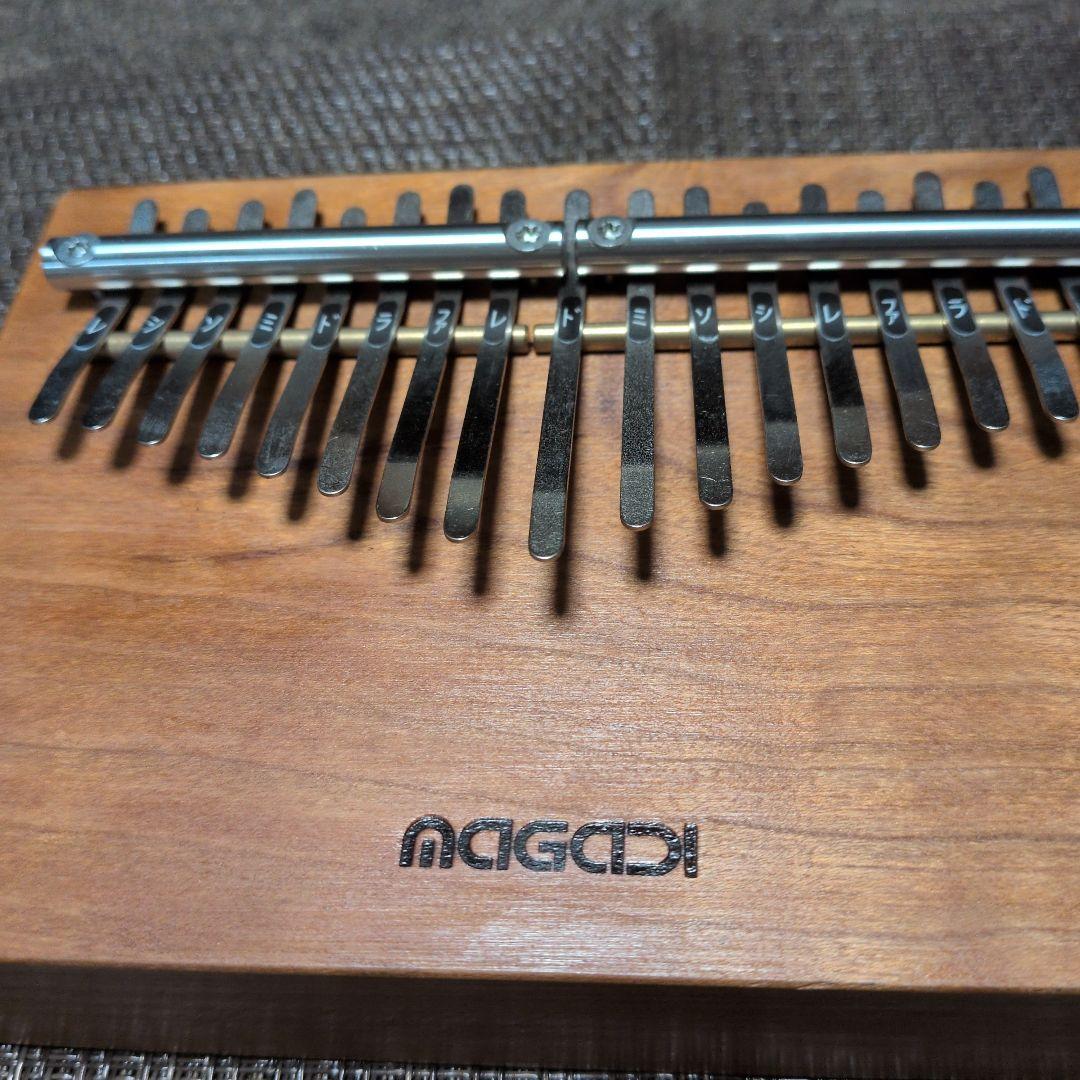 MAGADI M17　 美品　カリンバ