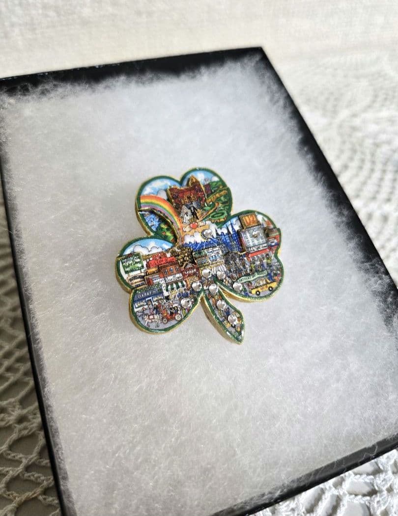 【希少】チャールズ ファジーノ 3Dアート ブローチ イラスト集 3点セット