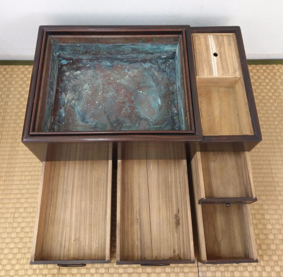 木製 唐木 紫檀 総無垢 長火鉢 関東火鉢 囲炉裏 五徳 灰付き 幅66cm 2026年