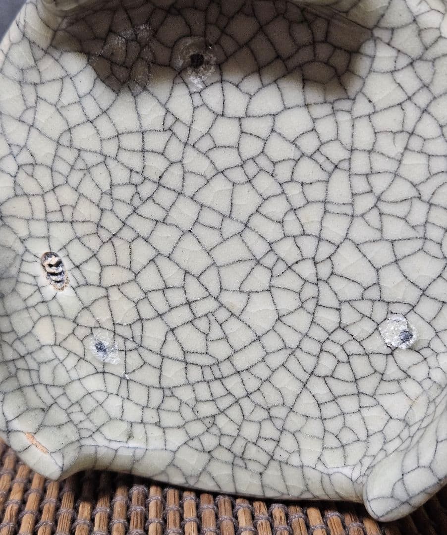 明治時代　膳所焼　ぜぜ焼　氷裂文様　香炉　火入れ　茶道具　茶器　香道具　香器