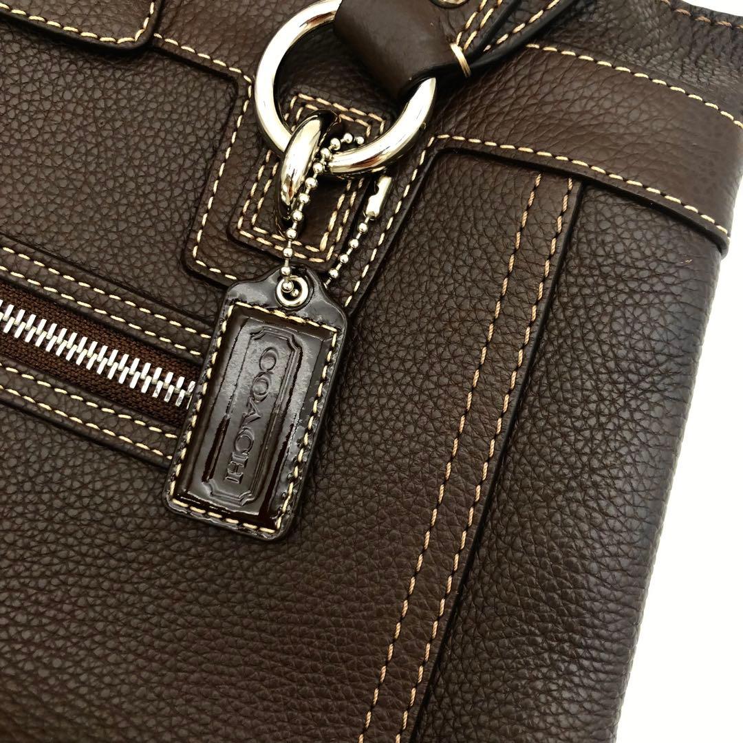 R【新品未使用】COACH ダークブラウン レザー ハンドバッグ