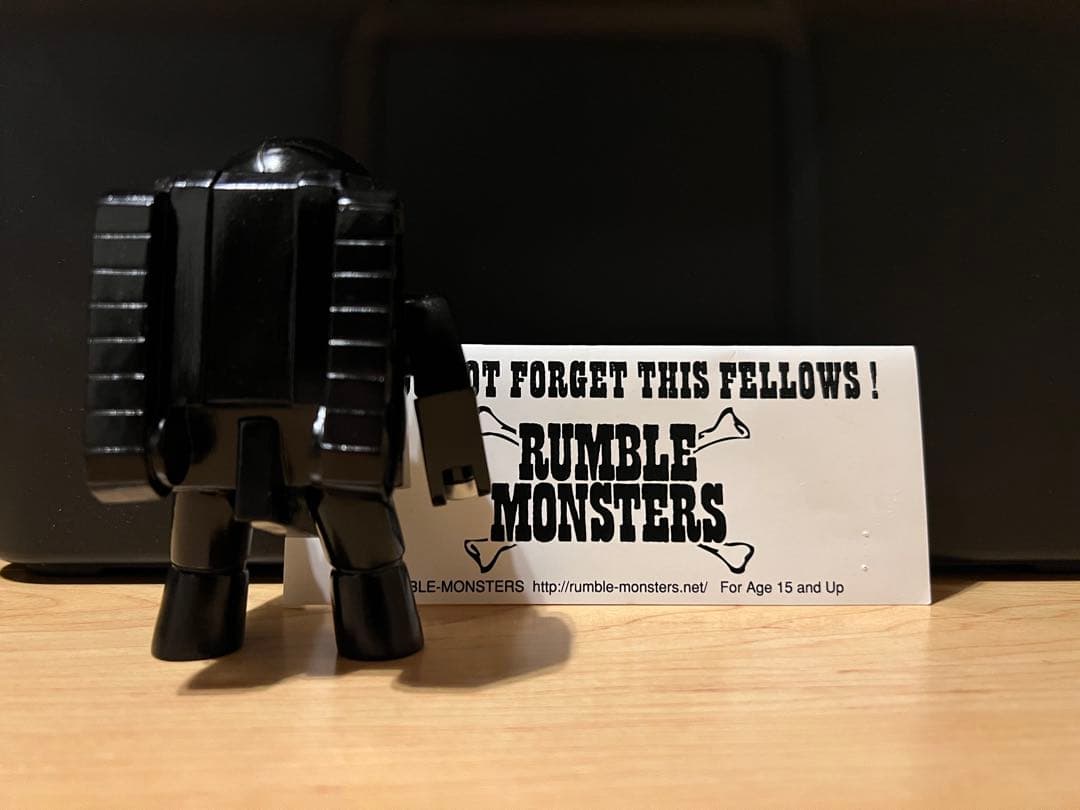 The Rumble Monsters】SEVENブラック-ミサイルアーム-