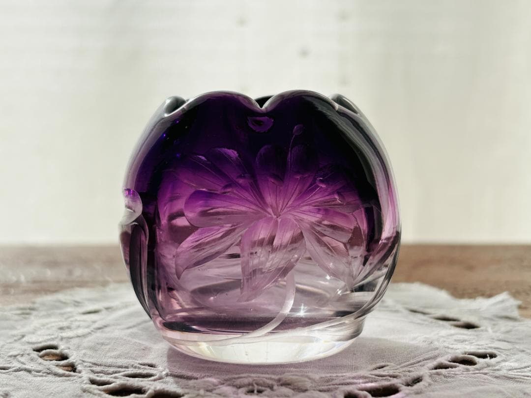 ✨期間限定✨☆美品☆ モーゼル アメジストガラス 花瓶 置物