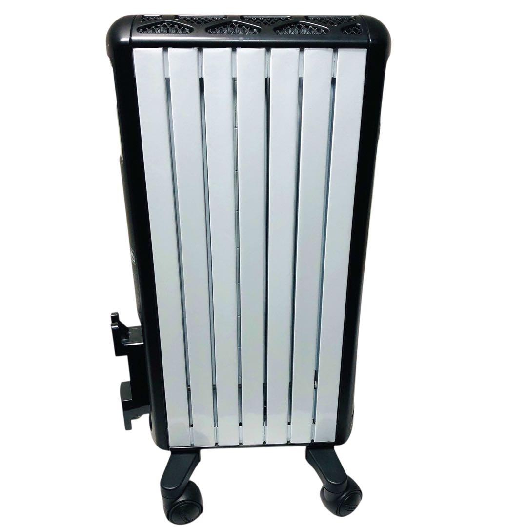 リモコン付！上位機種の速暖性。マルチダイナミックヒーター ±0.5℃の