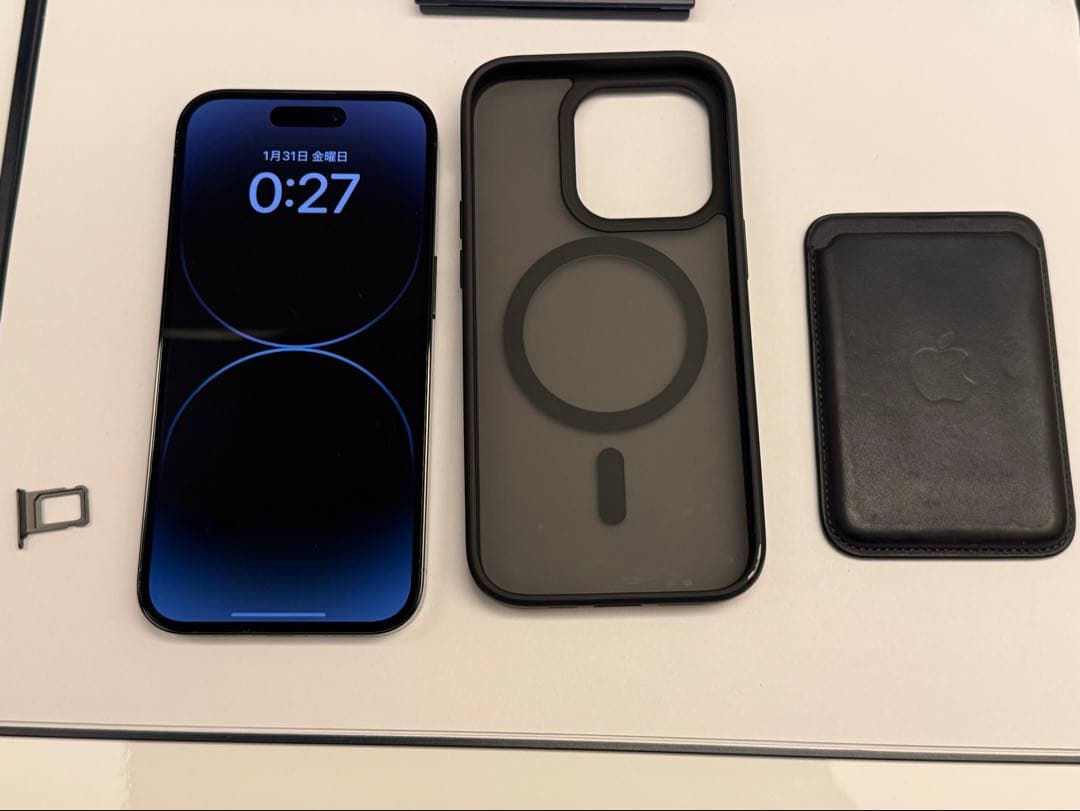 iPhone 14 Pro 256GB ケース付き 海外版 SIMフリー