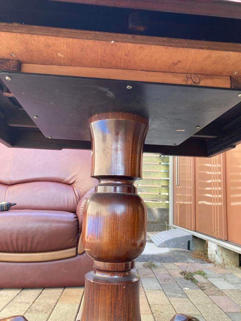 アンティーク　螺鈿ダイニングテーブル　正方形　一本脚　850×850