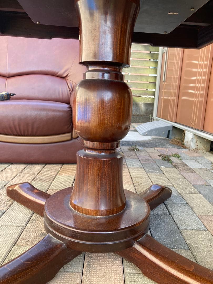 アンティーク　螺鈿ダイニングテーブル　正方形　一本脚　850×850