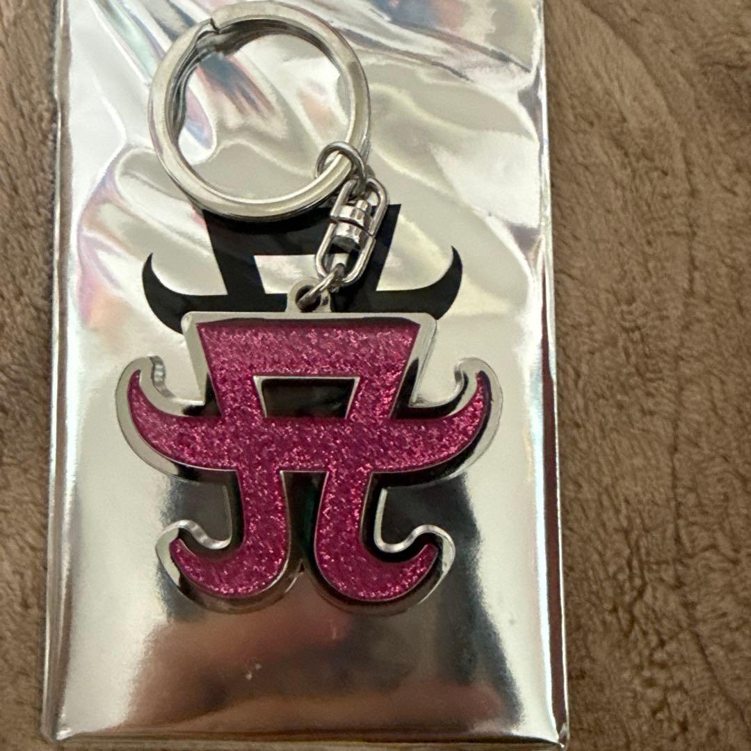 浜崎あゆみ Aマークグリッターキーホルダー ピンク - メルカリ