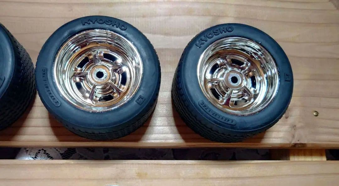 未使用 京商 フェーザーmk2 シボレーカマロ ボディ タイヤ ホイール