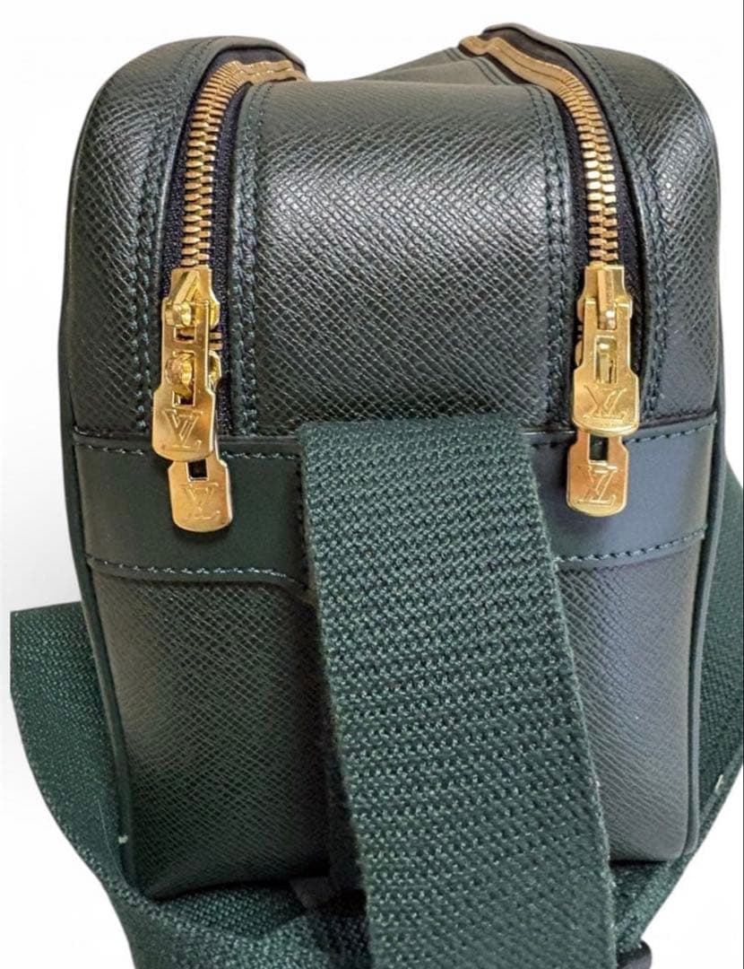 美品 LOUIS VUITTON ショルダーバッグ