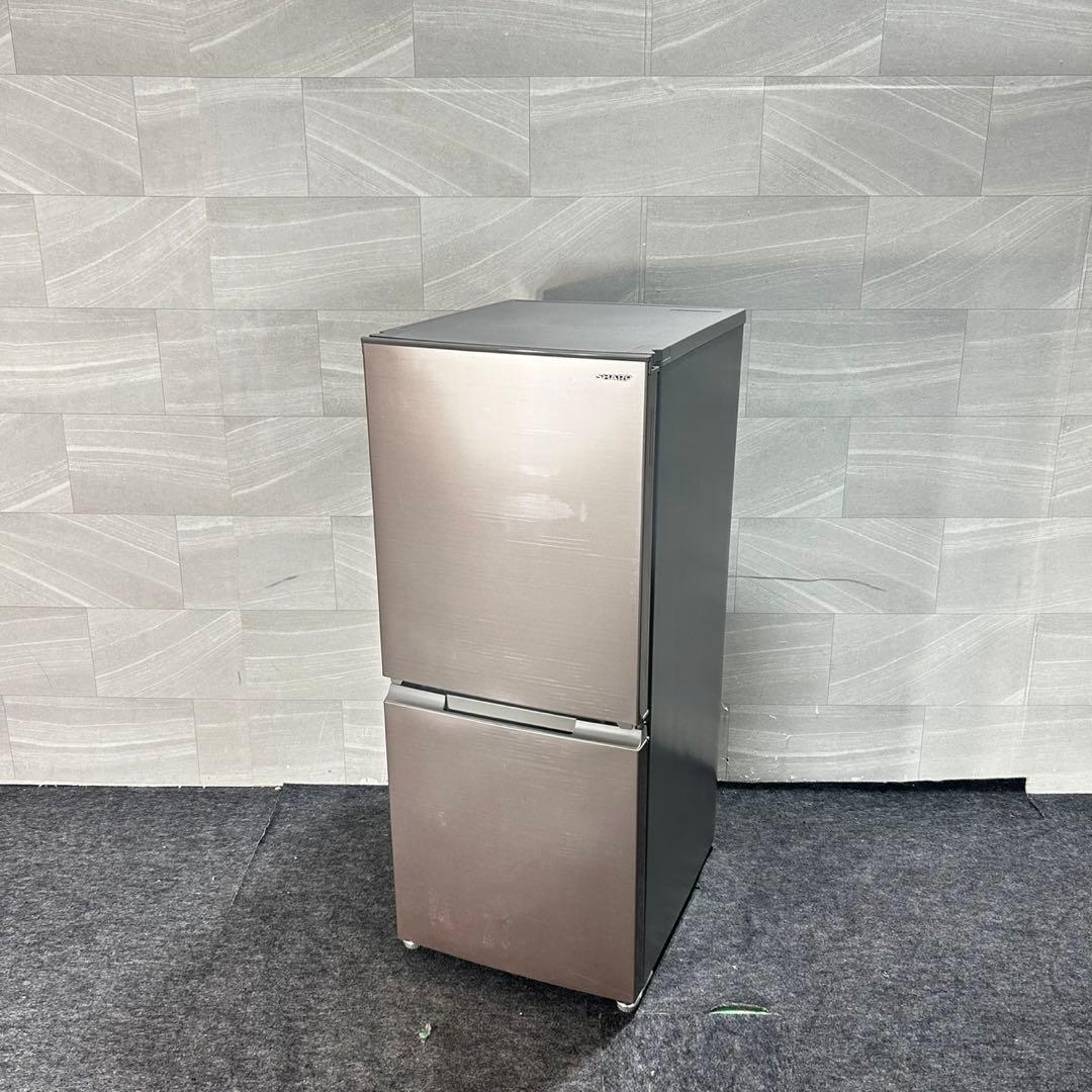 SHARP 冷蔵庫 152L 高年式 2022年式 大きめ ホワイト d4820