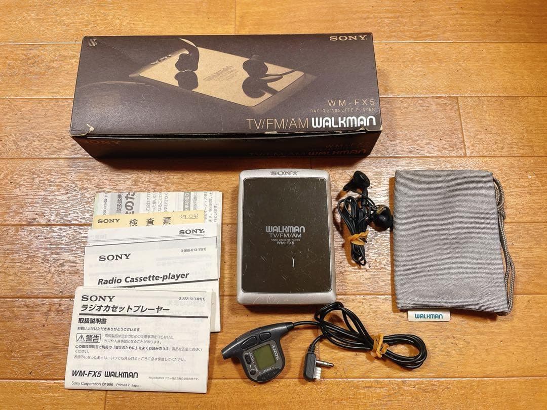 SONY WALKMAN カセットプレーヤー WM-FX5 鏡面 付属品あり オーディオ機器