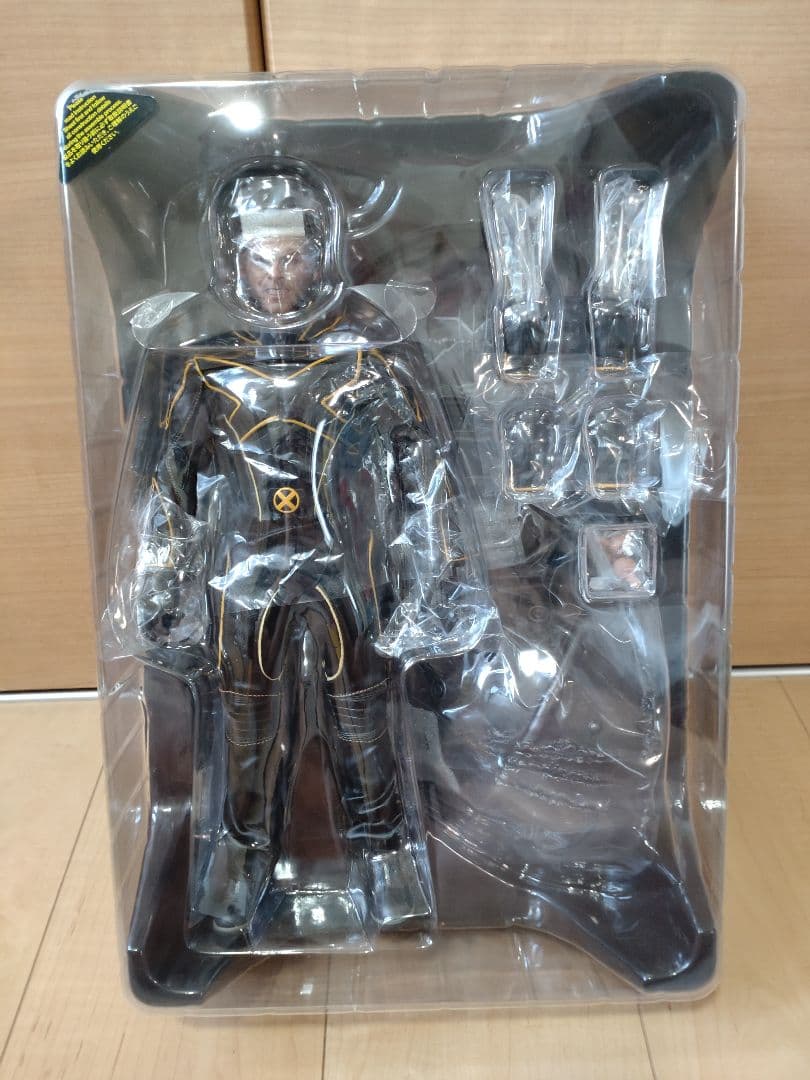 〓最終価格〓ホットトイズ フィギュア ウルヴァリン HOT TOYS