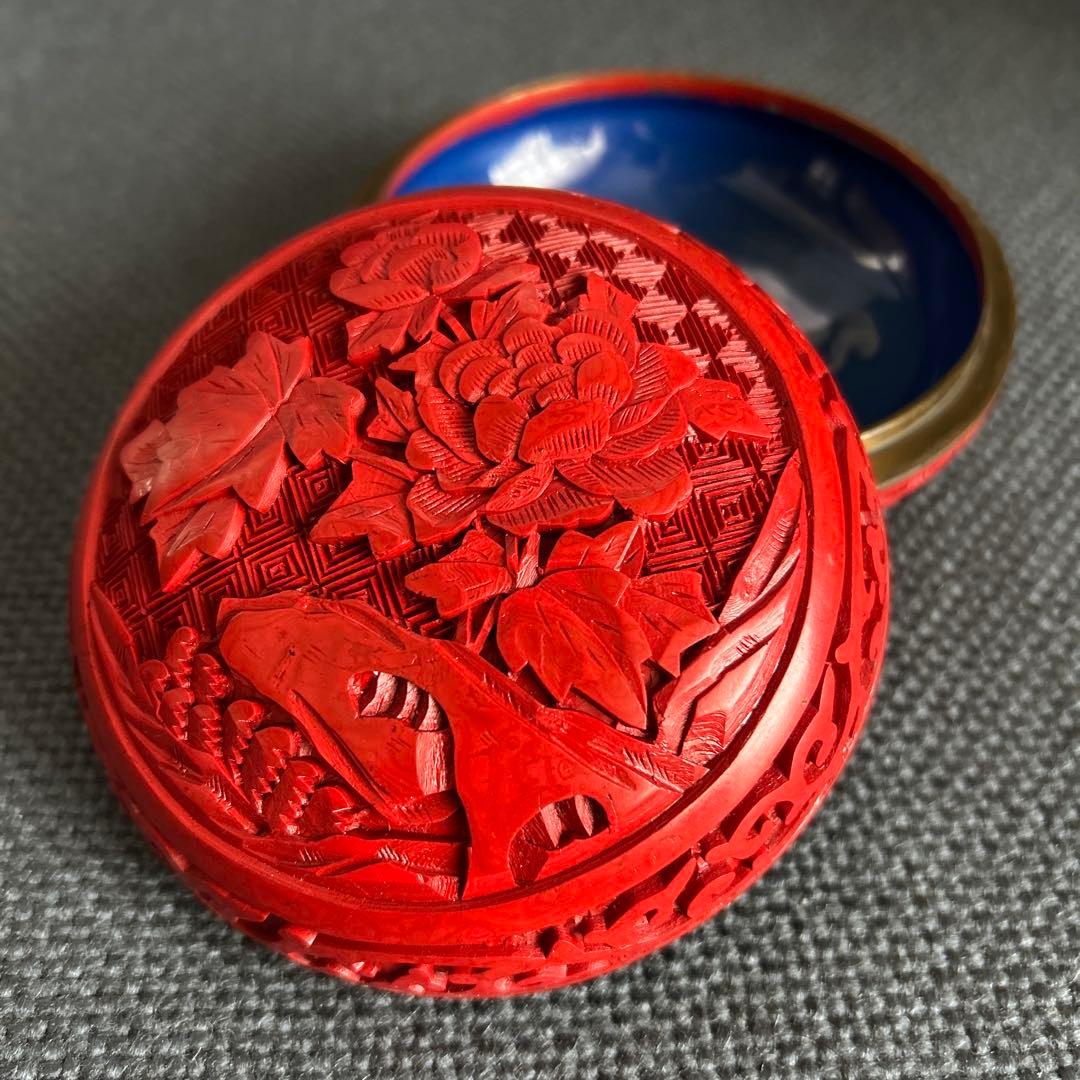 中国骨董【旧家蔵民国時代大き目銅胎彫漆堆朱内七宝香合印泥合】細工