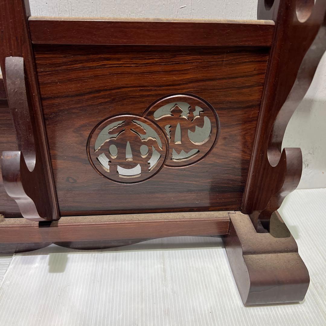 刀掛け/透かし彫り/彫刻/ダークブラウン/骨董品/4振刀掛け