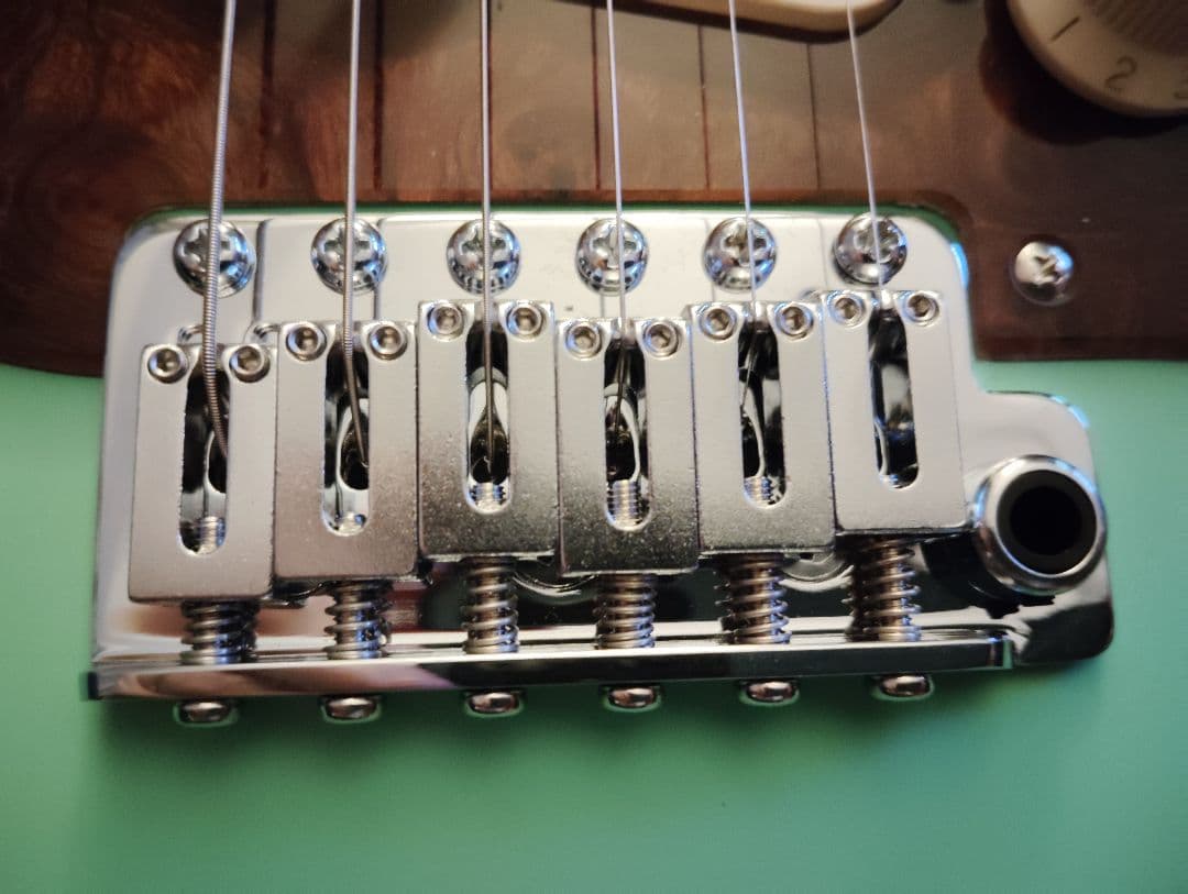 新品 個人製作 ストラトタイプ 木製PG サーフグリーン エレキギター