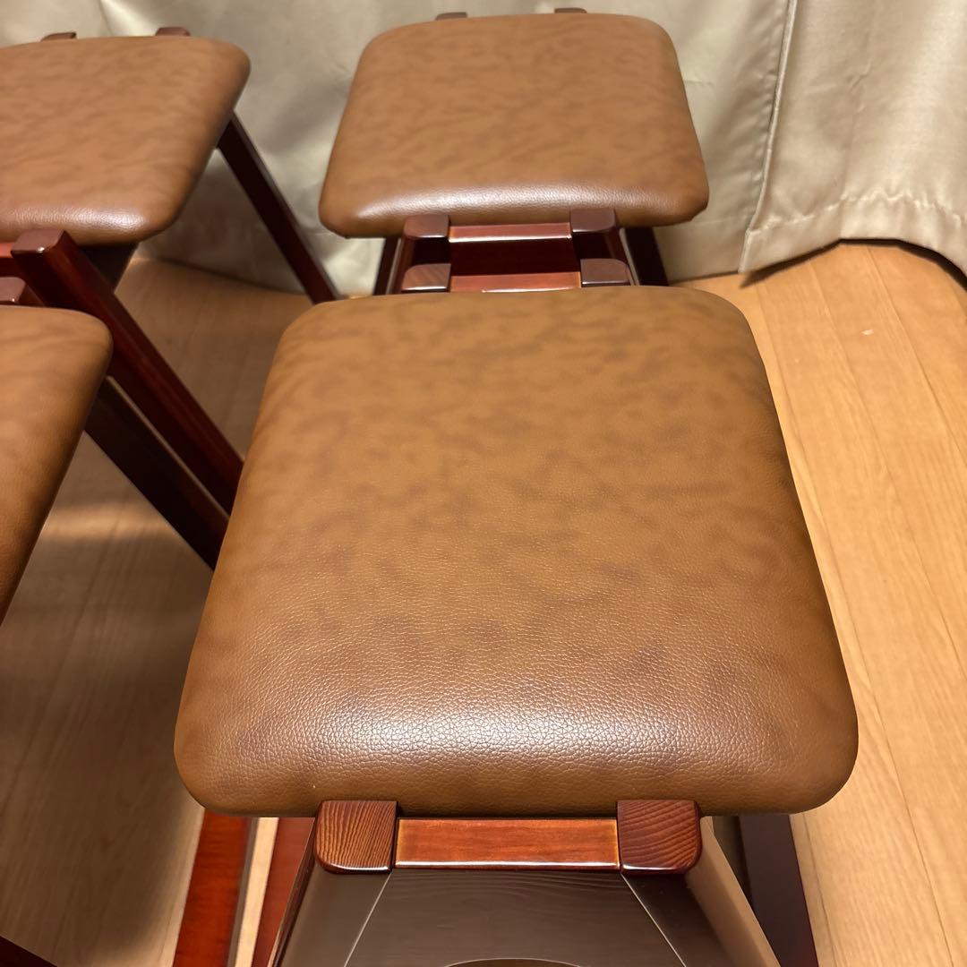 本堂用椅子 4個セット スツール　重ねて保管