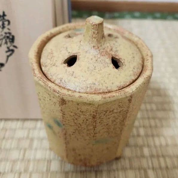 黄瀬戸　香炉　瀬津義雄　木箱入　茶道具