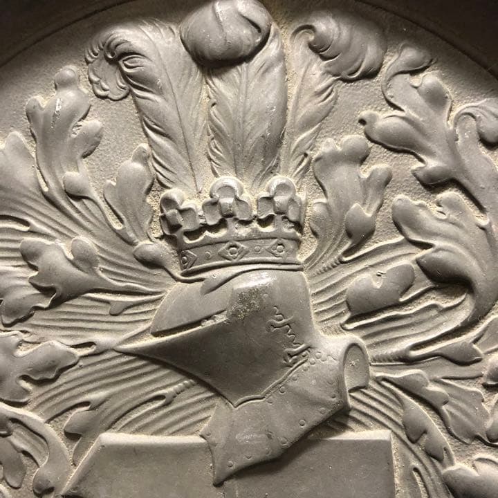 珍品◼️蔵からカッコイイ西洋騎士のアンティークなブロンズの盾の様