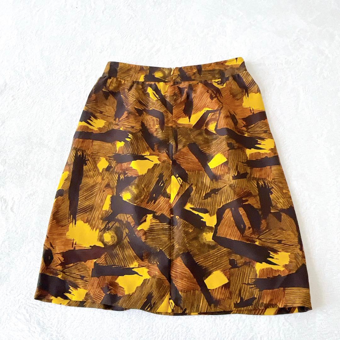 美品★DRIES VAN NOTEN★シルク100% 総柄スカート サイズ34