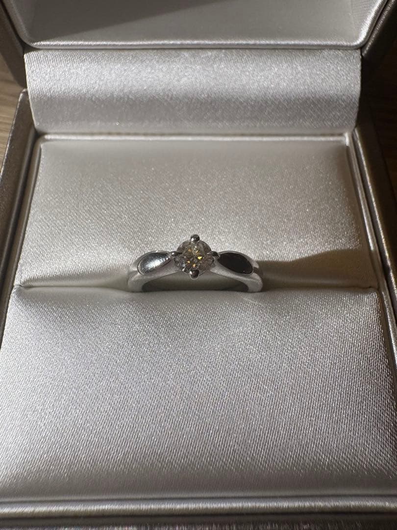 BVLGARI プラチナ ダイヤモンドリング 0.3カラット