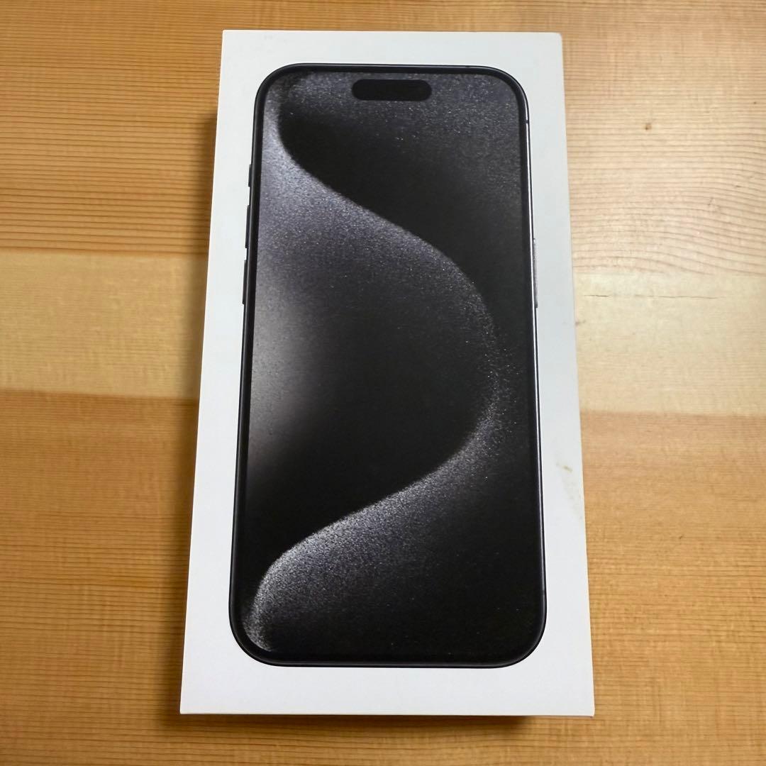 iPhone 15Pro 256GB ブラックチタニウム バッテリー100%