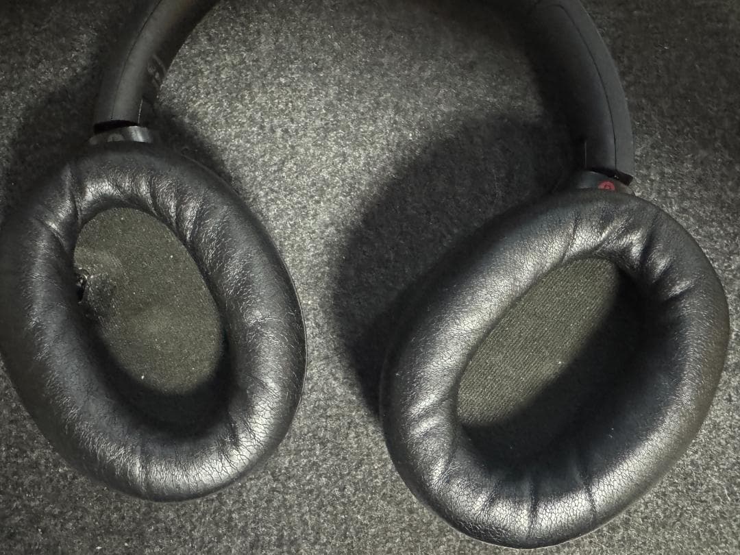 SONY WH-1000XM4 ワイヤレスヘッドホン 中古 本体＋ケースのみ