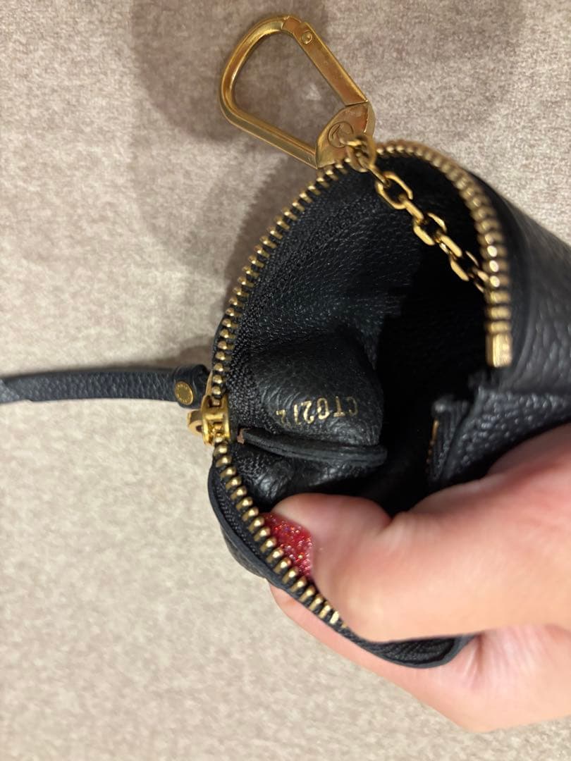 ルイヴィトン ケース ポシェットクレ アンプラント バイカラー