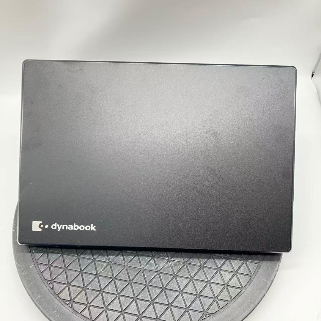 M2582 TOSHIBA G83 i5-10210U Office2024